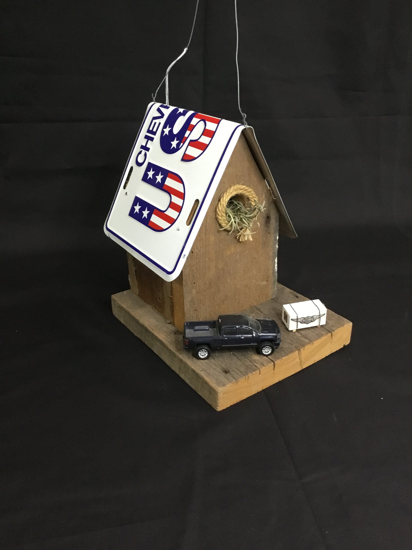 USA Chevy decorative birdhouse